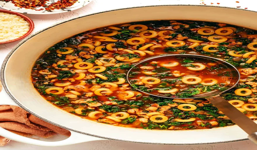 SpaghettiOs et soupe aux saucisses