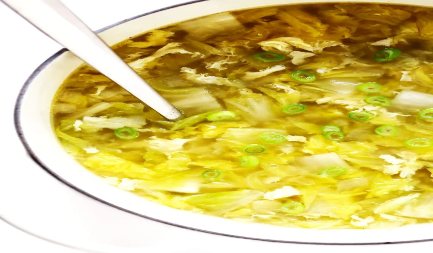 Soupe aux œufs et au chou